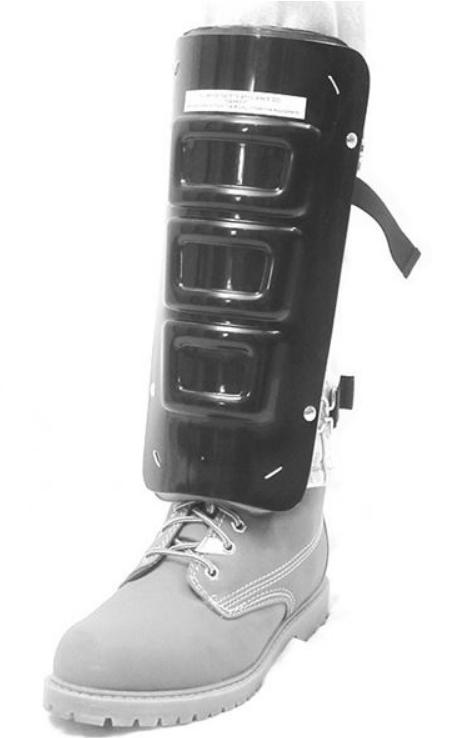 Plastic Shin Guard, Padded with Sponge Rubber and Fastened with Elastic Straps